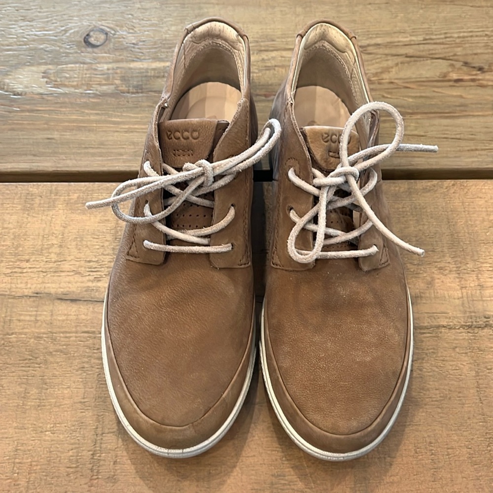 Ecco Leather Lace-Up Booties 36